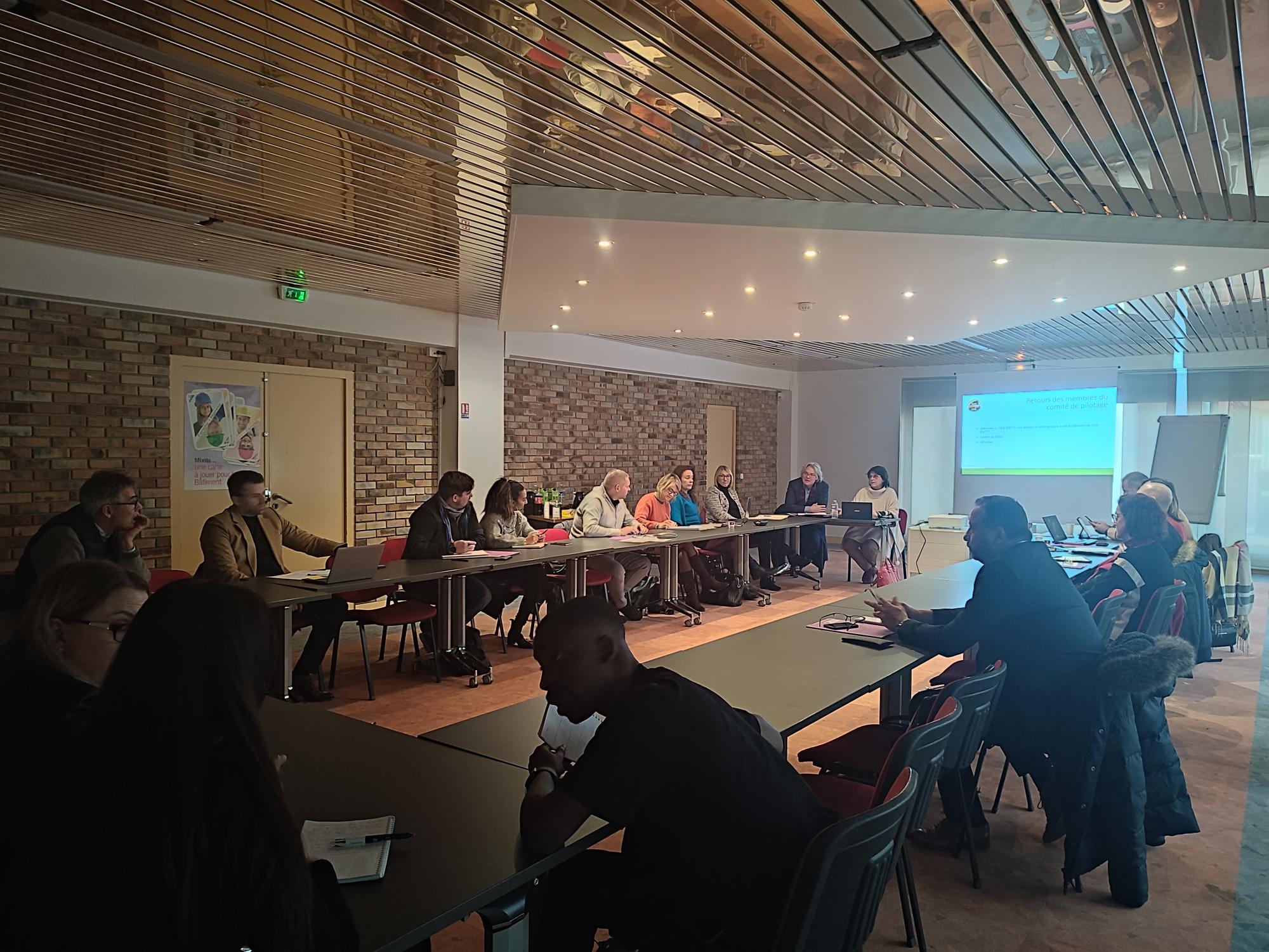 1ère réunion du comité de pilotage du Club ESR77-maj